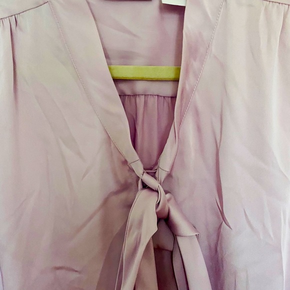 Ladies Top - Picture 4 of 7